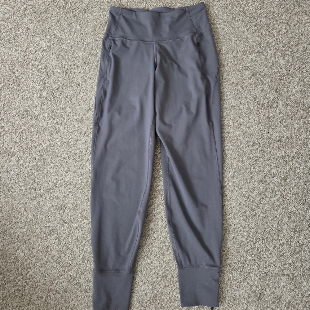 Lululemon Fresh Track‎ Pants Joggers Carbon Fresh Size 4